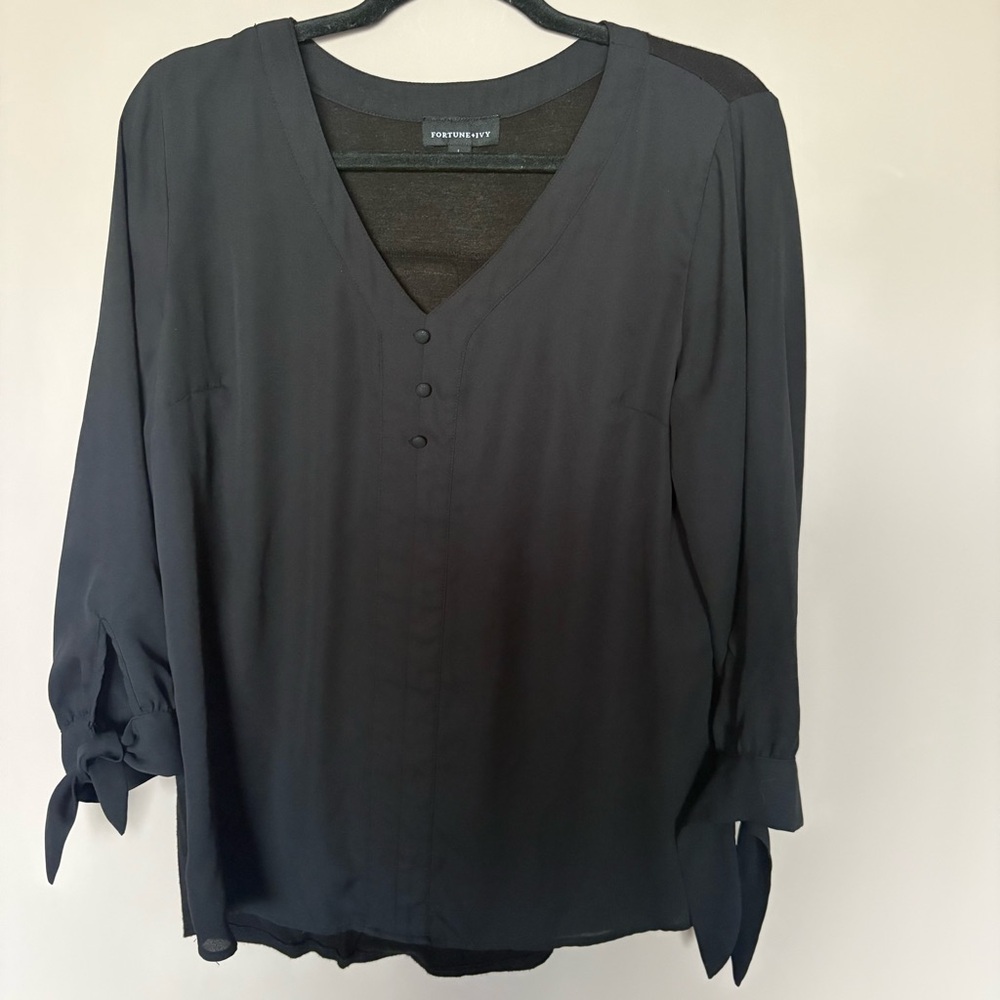Fortune + Ivy Black V-Neck Blouse Mixed Media Tie Cuff Knit Back Top Large‎